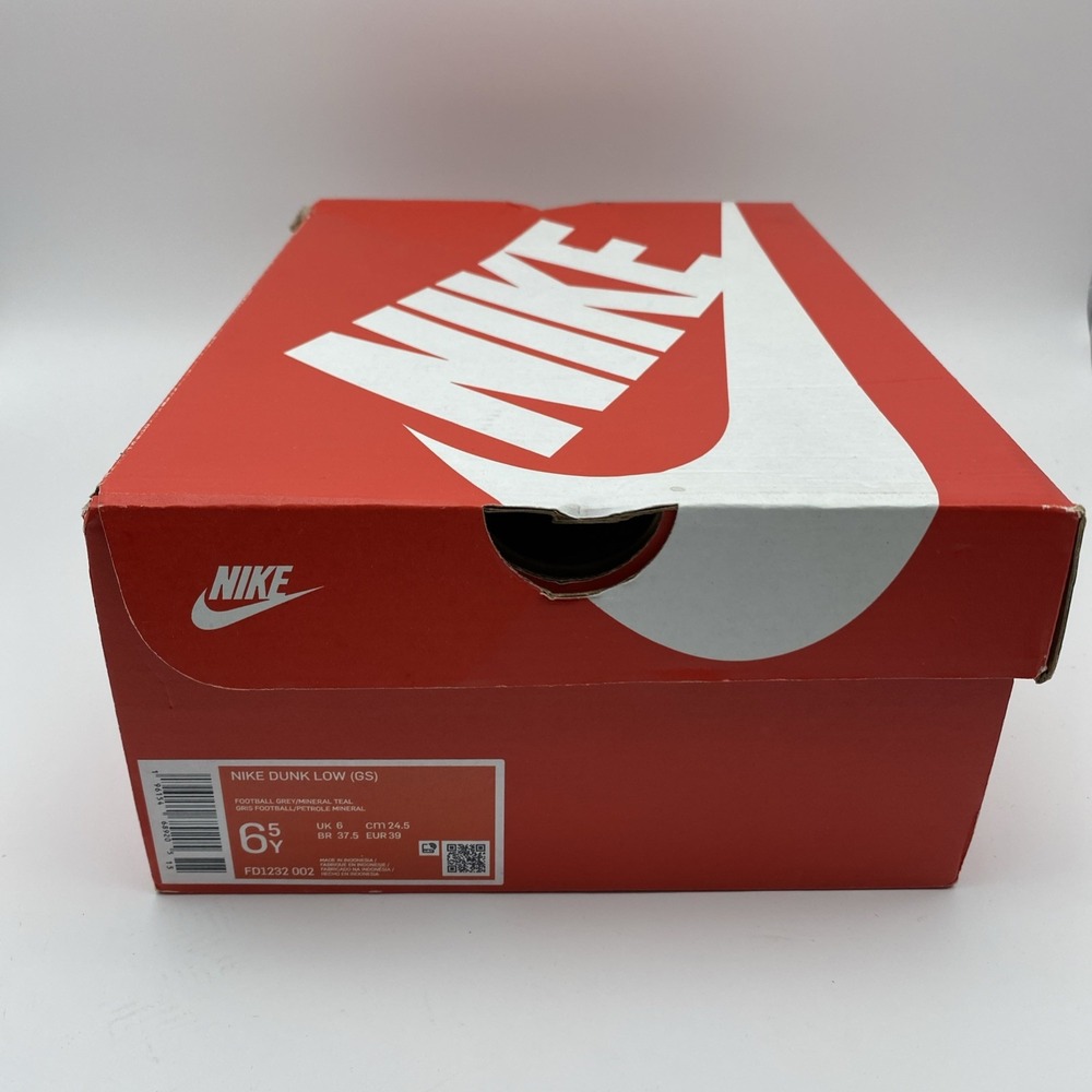 Size 6.5y (GS) - Nike Dunk Low Mineral Teal (FD1232-002) - Picture 8 of 8
